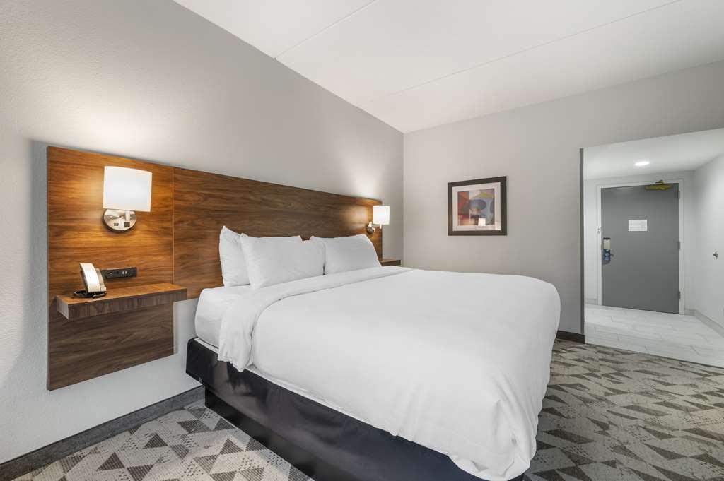 Best Western Plus Harrisonburg Δωμάτιο φωτογραφία