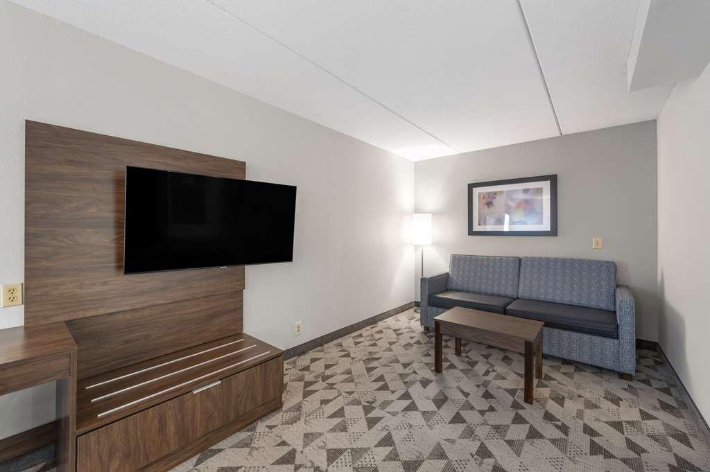 Best Western Plus Harrisonburg Δωμάτιο φωτογραφία