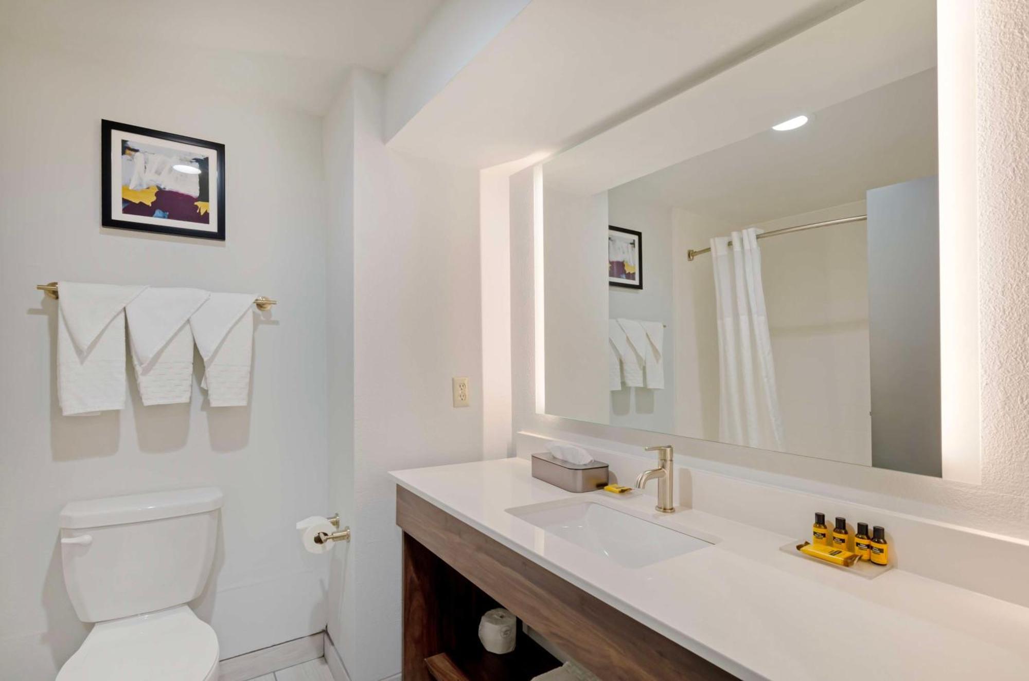 Best Western Plus Harrisonburg Εξωτερικό φωτογραφία